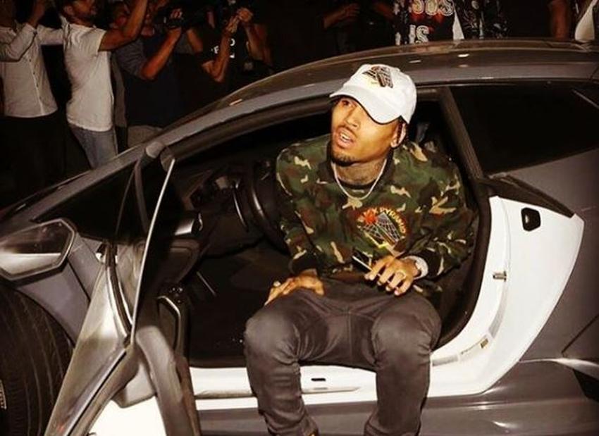 Rapero Chris Brown arrestado en París acusado de violación