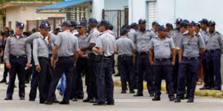 Prensa independiente reportó amplio despliegue policial en La Habana, por temor a protestas