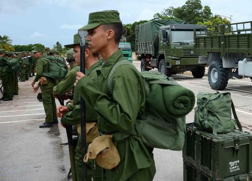 Gobierno de Cuba está obligando a jóvenes en edad de servicio militar a firmar compromiso de ir a Venezuela en caso de guerra