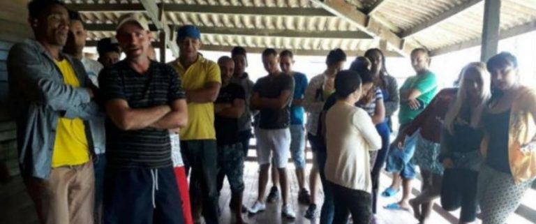 Un grupo de migrantes cubanos que buscaba atravesar Centroamérica para llegar a EEUU fueron detenidos en Panamá