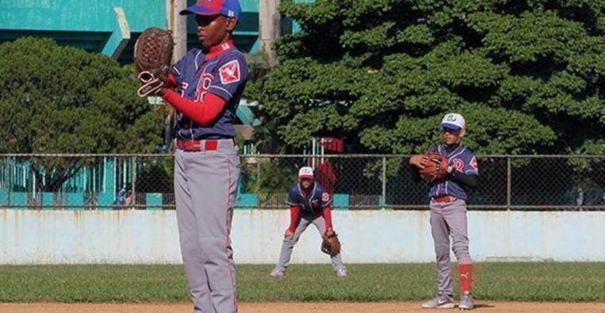 Cuba firma acuerdo con la Liga Pequeña de Béisbol de EEUU
