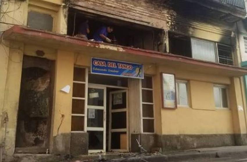 Se incendia La Casa del Tango de la calle Neptuno en La Habana
