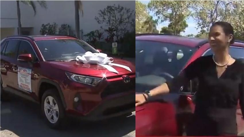 Maestra de una escuela en el sur de la Florida se gana un Toyota en una rifa