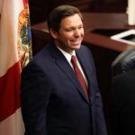 Ron DeSantis lanza contundente pronóstico sobre el futuro de Cuba sin comunismo: "La gente hará viajes de golf, harán todo tipo de cosas. Será una isla muy próspera” Ron DeSantis (2)