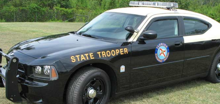 Patrulla de Carreteras de Florida detuvo un vehículo por exceso de velocidad y detectaron 60 lb de marihuana en su interior