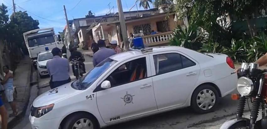 Denuncian mayor cerco policial afuera de la sede de UNPACU en Santiago de Cuba