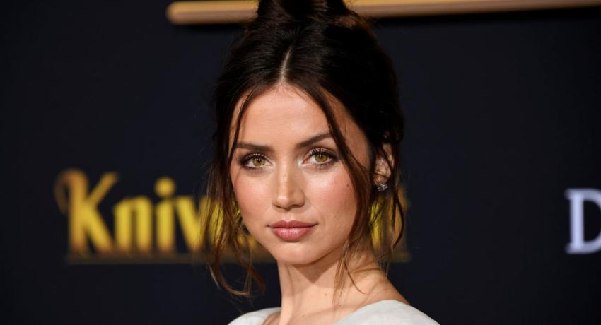 Ana de Armas junto a su pareja Paul Boukadakis en Venecia para participar en Festival de Cine