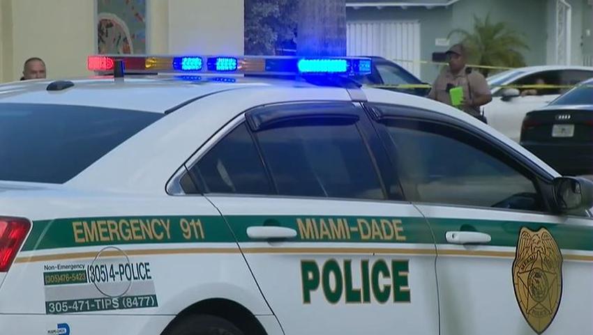 Agente de la polícia de Miami-Dade involucrado en aparatoso accidente