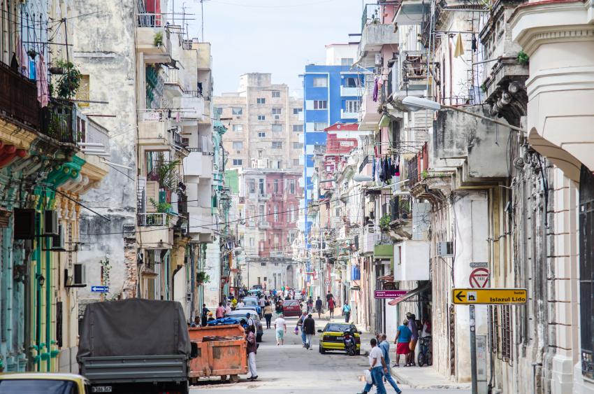 Compañía estadounidense AirBnb acuerda pagar cerca de 100 mil dólares por violar el embargo a Cuba
