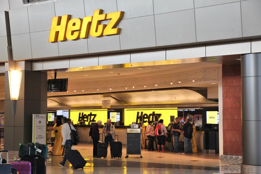 Compañía de renta de autos Hertz se declara en bancarrota