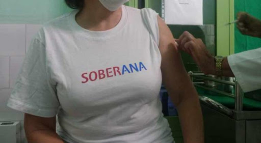 Candidato vacunal Soberana 02 con una eficacia del 62%, según científicos cubanos