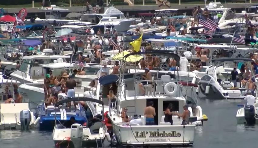 Masiva fiesta de botes en Florida termina con varios arrestados