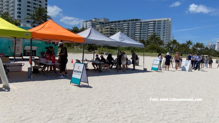 Varios negocios en Miami Beach ofrecen ofertas para quienes se vacunen