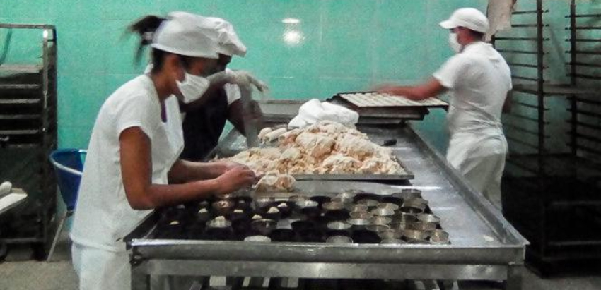 Incorporan un 20% de harina de maíz en la elaboración del pan en La Habana, ante la escasez