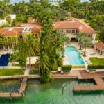 Miedo electoral en Nueva York dispara más de $100 millones en compras de propiedades de lujo en Florida casas-de-lujo-miami