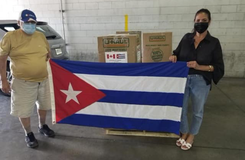 Cubanos residentes en Canadá envían medicinas a la Isla en un vuelo chárter y hacen campaña en contra del embargo