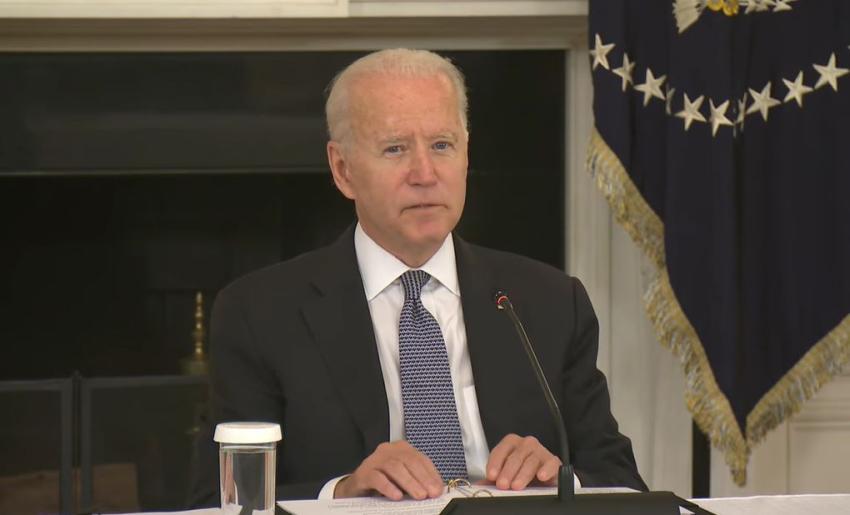 Presidente Biden asegura que no se pagarán 450 mil dólares a familias de inmigrantes separadas