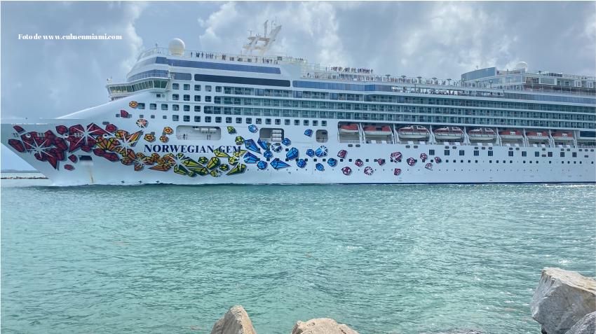 Crucero de Norwegian Cruise Line zarpa desde el puerto de Miami por primera vez desde el cierre de la pandemia