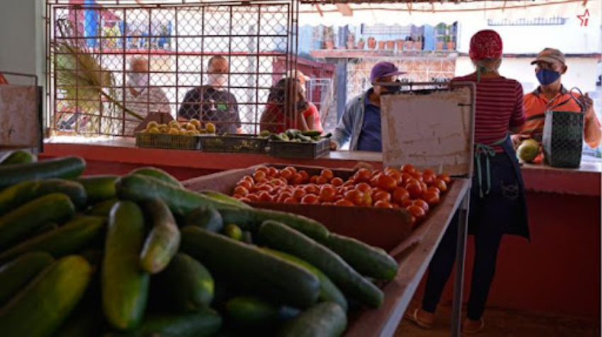 El castrismo elimina los precios topados en otro intento para aplacar el descontento popular