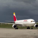 Vuelo con destino a La Habana desde Madrid aterriza de emergencia iberia-cuba