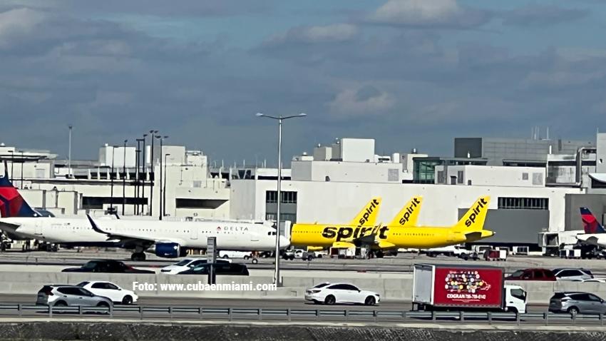 Vuelos cancelados también afectan al Aeropuerto de Miami