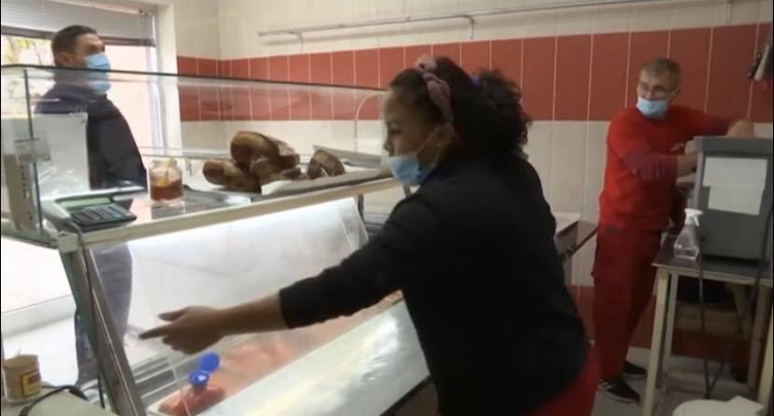 Siete cubanos han emigrado a Serbia, entre ellos una pareja y su hija que cuentan la experiencia