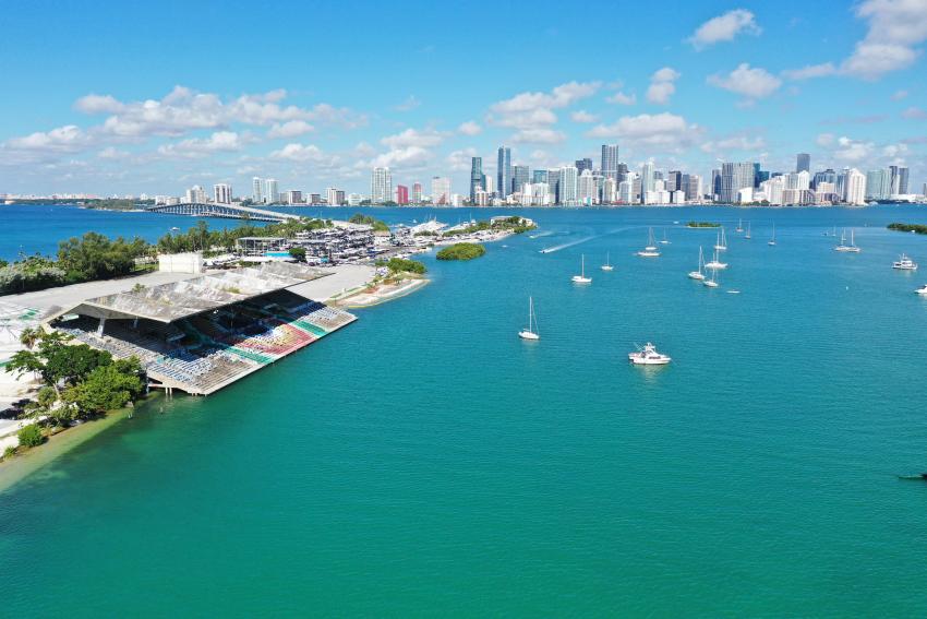 Preparan gigantesco festival de música en una playa de Miami