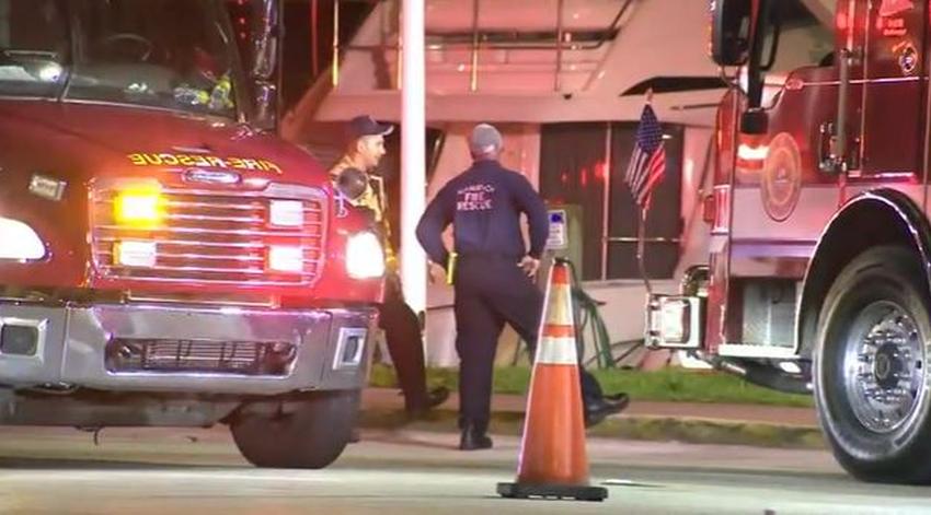 Gran presencia policial tras reporte de una persona desaparecida en el mar en Miami Beach