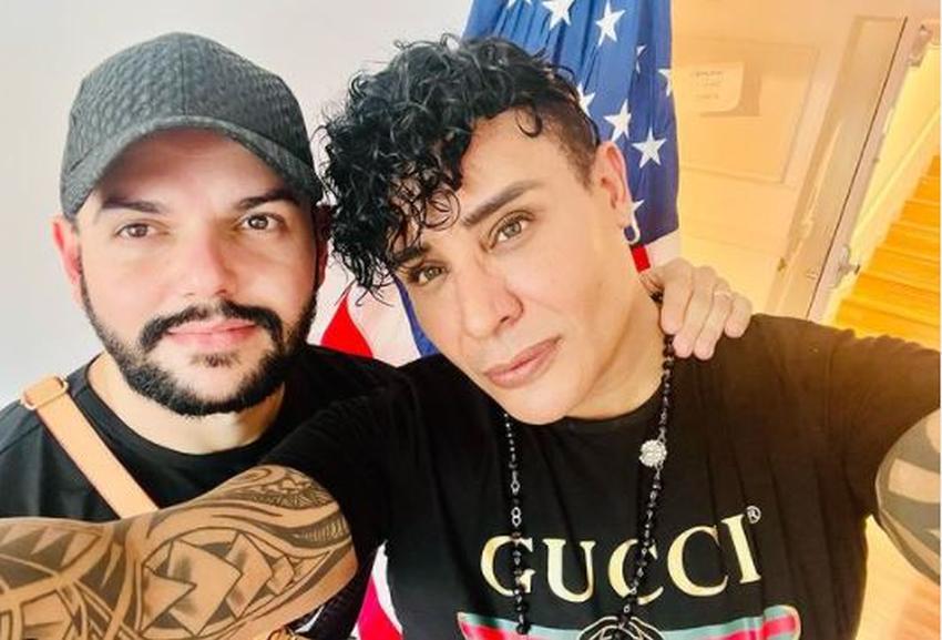 Llega a Miami la pareja del cantante cubano Eduardo Antonio