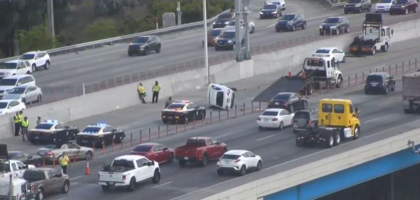 Aparatoso accidente en el Palmetto a la altura de Hialeah
