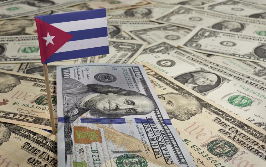 Un valor de 110 pesos alcanzó el dólar en el mercado informal cubano