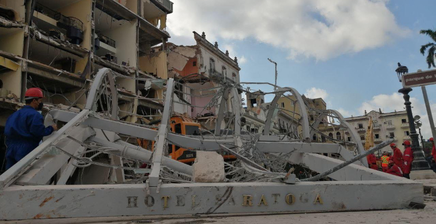 Reportan dos menores de edad de cuidado y un adulto en estado crítico por la explosión del Hotel Saratoga