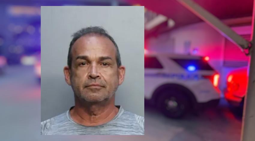 Arrestan a un cubano por organizar peleas ilegales de gallos y posesión de marihuana