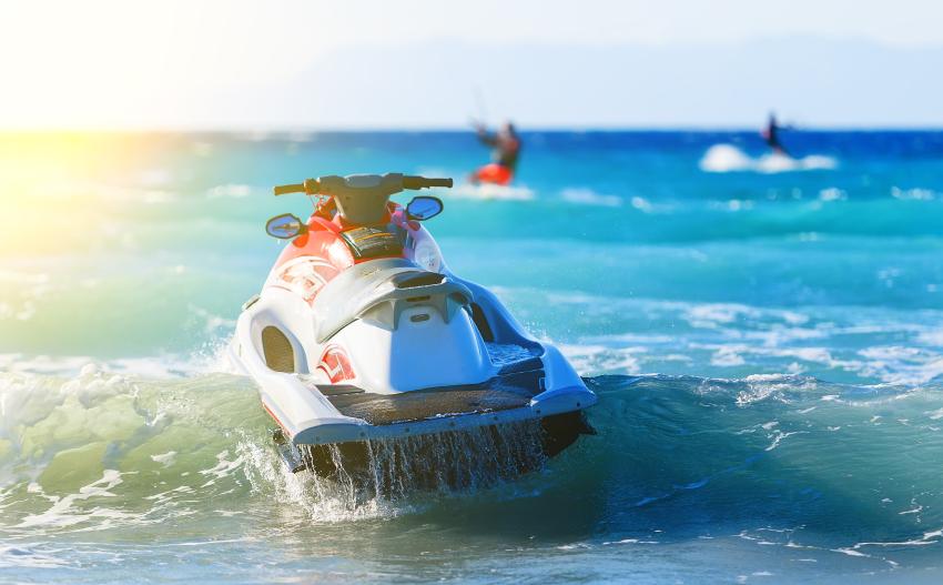 Arrestan a un cubano de Hialeah tratando de escapar a Cuba en Jet Ski para evitar a la justicia en un caso de fraude al Medicare