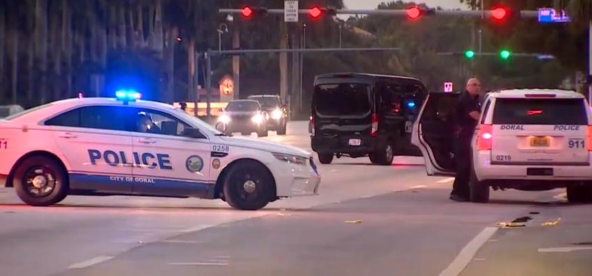 Conductor golpea a una mujer con su auto y se da a la fuga en el Doral