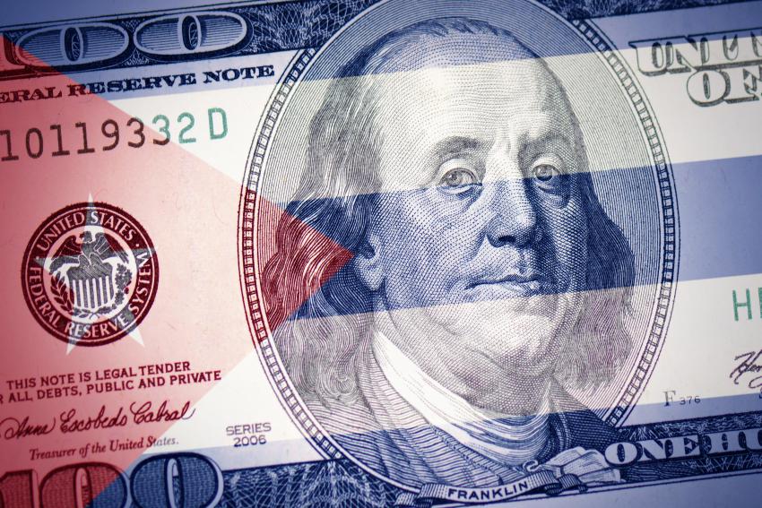 El dólar estadounidense sigue subiendo en Cuba y alcanza los 118 pesos cubanos en el mercado informal