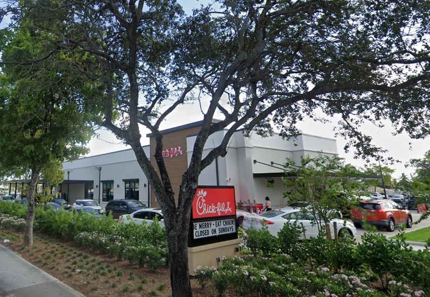 Conocido restaurante Chick-fil-A en North Miami Beach sale con 30 violaciones incluido cucarachas tras inspección del Departamento de Salud