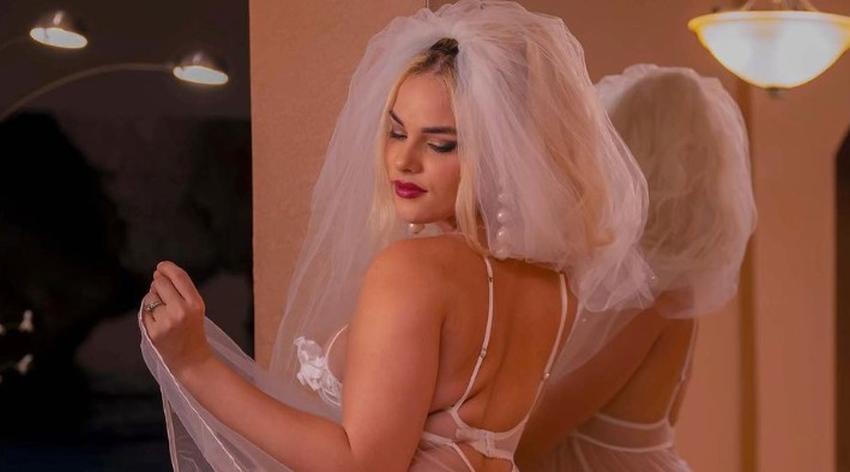 Cantante y modelo cubana Haniset Rodriguez calienta las redes con