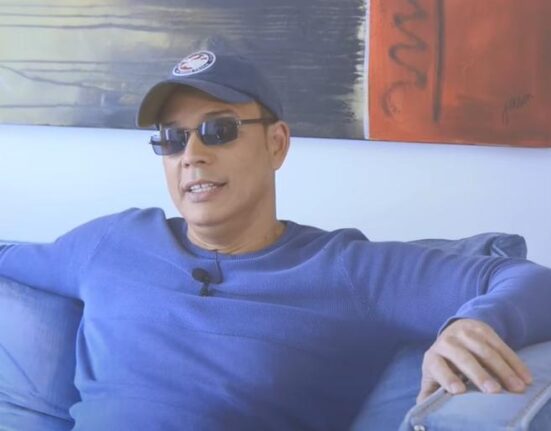 Humorista cubano Alexis Valdés aclara que no era él quien pagaba los salarios en Mega TV