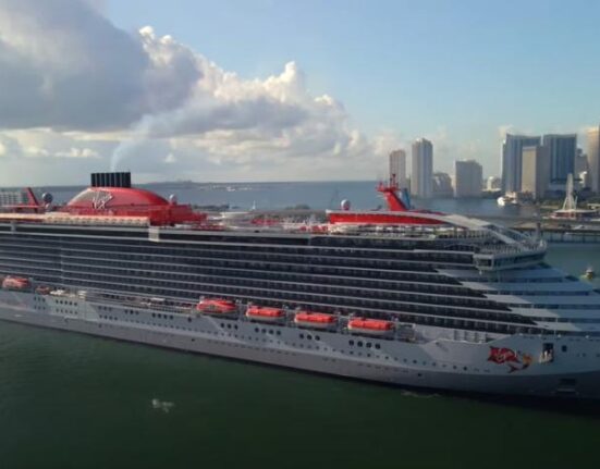 Lujoso crucero que salió de Miami rescató a 17 balseros cubanos que se encontraban en peligro