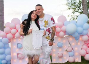 La Peky y el reguetonero cubano Dayrán Perdomo comparte con sus