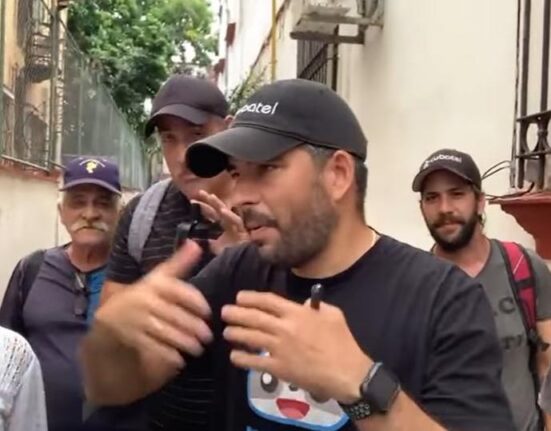 Luis Silva ya en “Vivir del cuento” grabando nuevos capítulos para el mes de diciembre