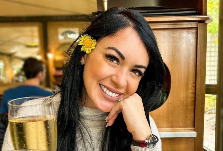 Influencer cubana Imaray Ulloa más enamorada que nunca "me enredó a besos"