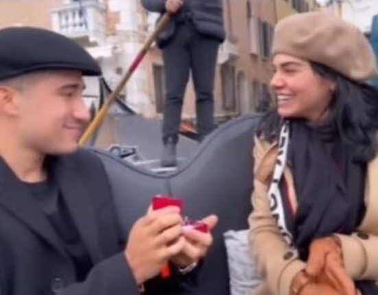 Venecia fue el escenario donde la actriz cubana Livia Brito fue pedida en matrimonio por su pareja Mariano