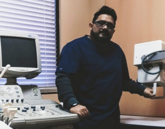 Médico cubano residente en EEUU envía mensaje a la dictadura: "Yo si voy por más, lo único que me duele es no haber venido antes"