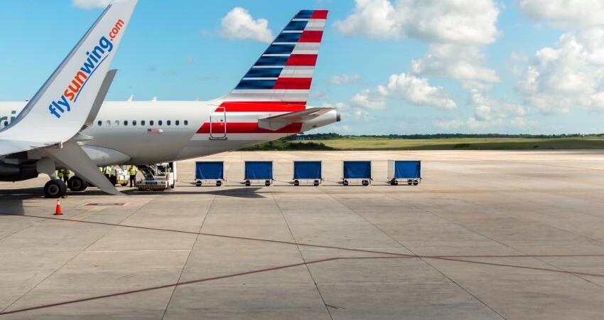 Aerolíneas internacionales toman distancia de Cuba por la crisis energética, pero otras siguen operando en junio aeropuerto-varadero-cuba (1)
