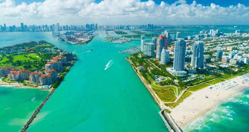 Programa piloto de taxis acuáticos entre Miami y Miami Beach comenzará el fin de semana Miami