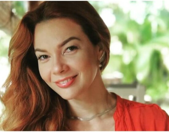 Actriz cubana Yia Camacho denuncia que está siendo acosada