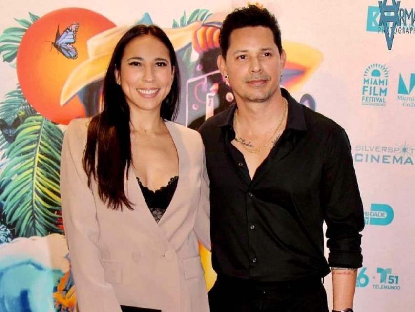 Leoni Torres celebra a su esposa Yuliet Cruz por su actuación en la