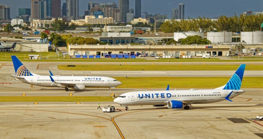 Avión United Airlines que aterrizó de emergencia por turbulencias dejó un saldo de siete personas lesionadas aeropuerto-fort-lauderdale-united